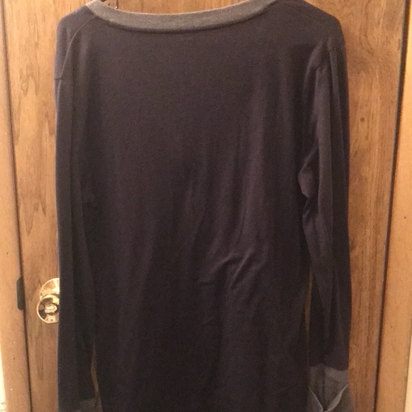 FINAL PRICE! Womens Under Armour Button Long Sleeve Shirt - Picture 3 of 3